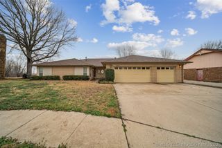 1601 Merlin Circle, Pryor, OK 74361