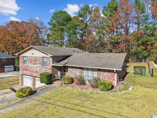 324 36TH AVENUE NE, Center Point, AL 35215