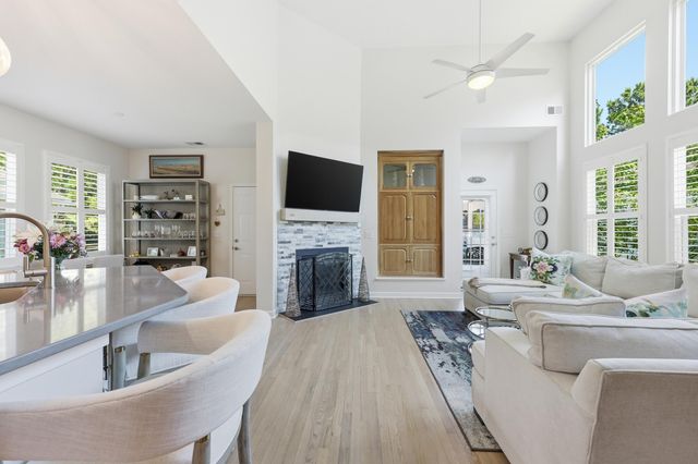 114 Etiwan Park Street, Charleston, SC 29492