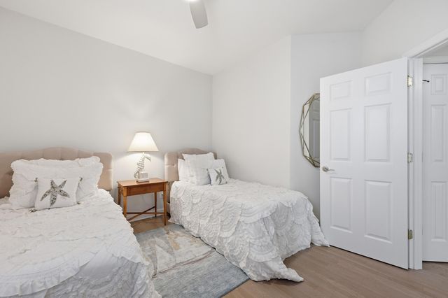114 Etiwan Park Street, Charleston, SC 29492