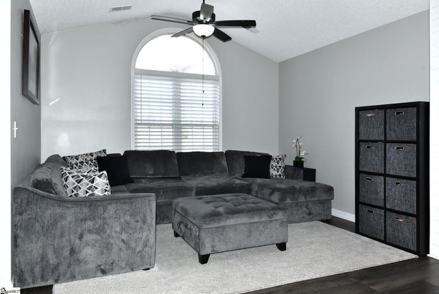 100 Golden Leaf Lane, Simpsonville, SC 29681