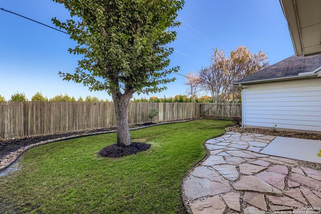 937 Forest Ridge, Schertz, TX 78154