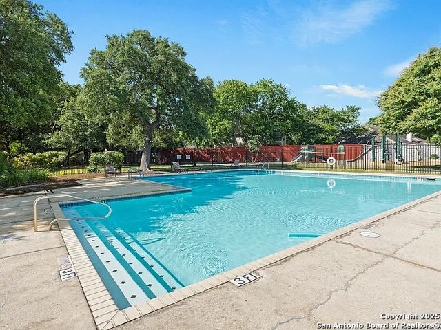 937 Forest Ridge, Schertz, TX 78154