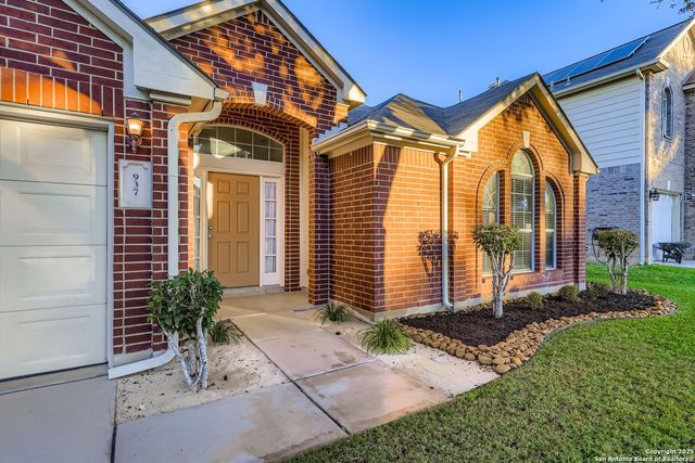 937 Forest Ridge, Schertz, TX 78154