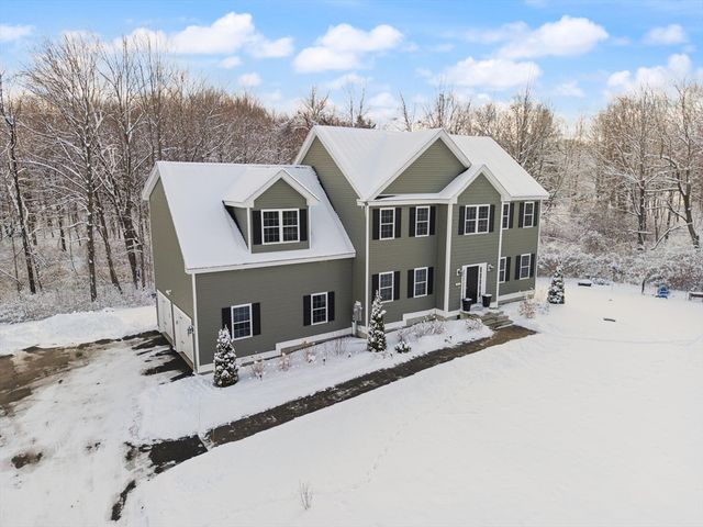 36 Gilchrest, Lunenburg, MA 01462