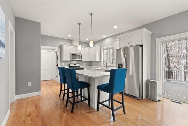 36 Gilchrest, Lunenburg, MA 01462