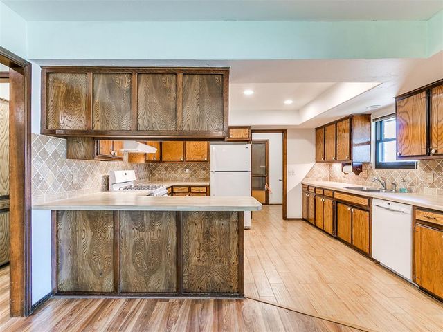 7805 Westwood Lane, Oklahoma City, OK 73169