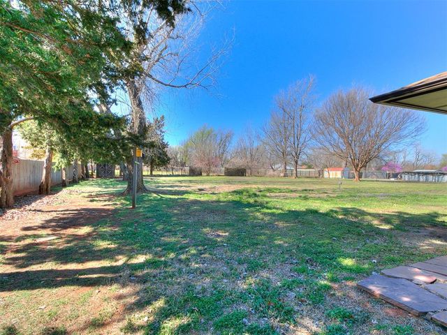 7805 Westwood Lane, Oklahoma City, OK 73169
