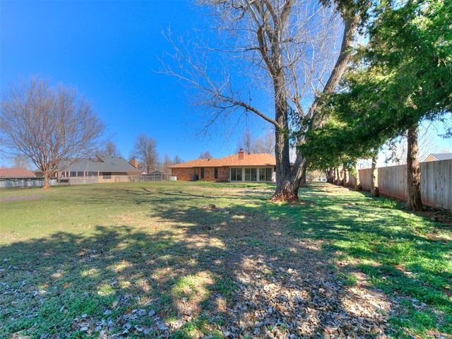 7805 Westwood Lane, Oklahoma City, OK 73169