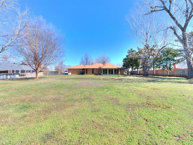 7805 Westwood Lane, Oklahoma City, OK 73169