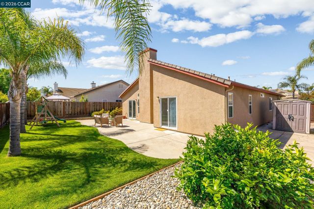4606 Chelsea Dr, Oakley, CA 94561
