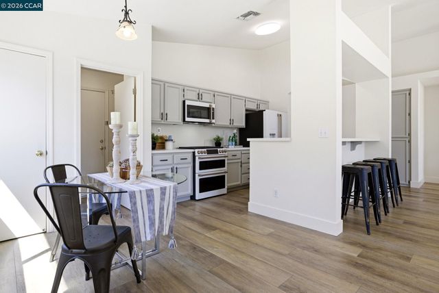 4606 Chelsea Dr, Oakley, CA 94561