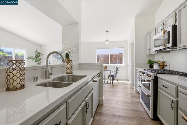 4606 Chelsea Dr, Oakley, CA 94561