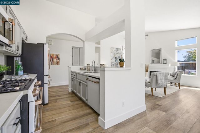 4606 Chelsea Dr, Oakley, CA 94561