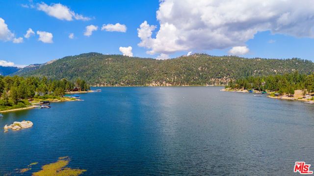 793 Rayo Lane, Big Bear City, CA 92315
