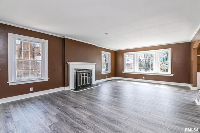 515 W ARMSTRONG Avenue, Peoria, IL 61606