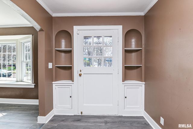 515 W ARMSTRONG Avenue, Peoria, IL 61606