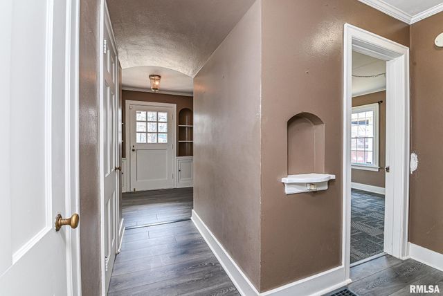 515 W ARMSTRONG Avenue, Peoria, IL 61606