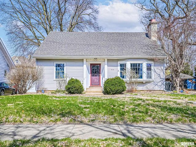 515 W ARMSTRONG Avenue, Peoria, IL 61606