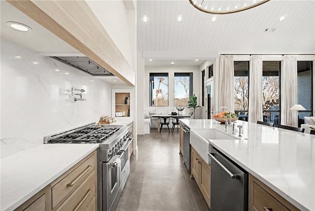 3807 Copper Ridge, Rogers, AR 72756