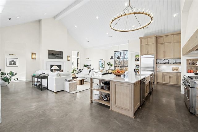 3807 Copper Ridge, Rogers, AR 72756