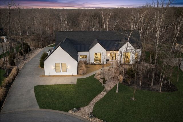 3807 Copper Ridge, Rogers, AR 72756