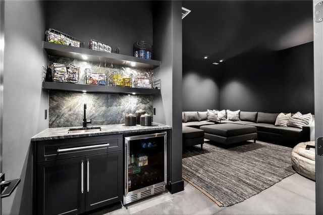 3807 Copper Ridge, Rogers, AR 72756