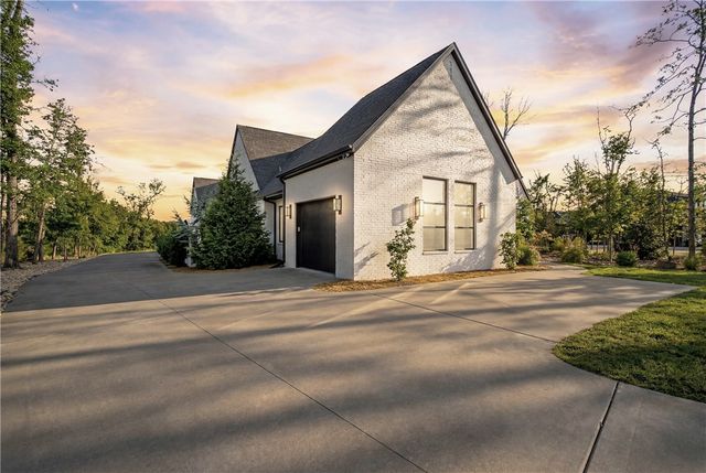 3807 Copper Ridge, Rogers, AR 72756