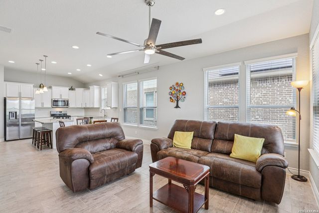 27450 Paraiso Sands, Boerne, TX 78015