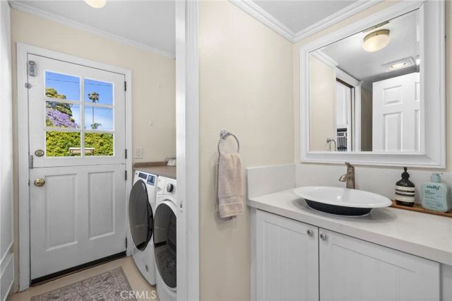 492 Magnolia Street, Costa Mesa, CA 92627
