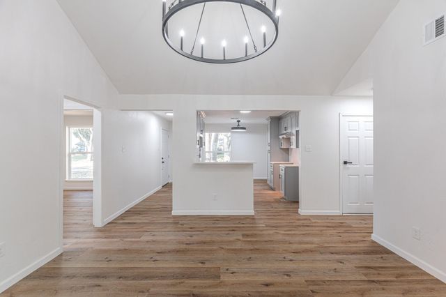 9214 Woodland Oaks Drive, Houston, TX 77040