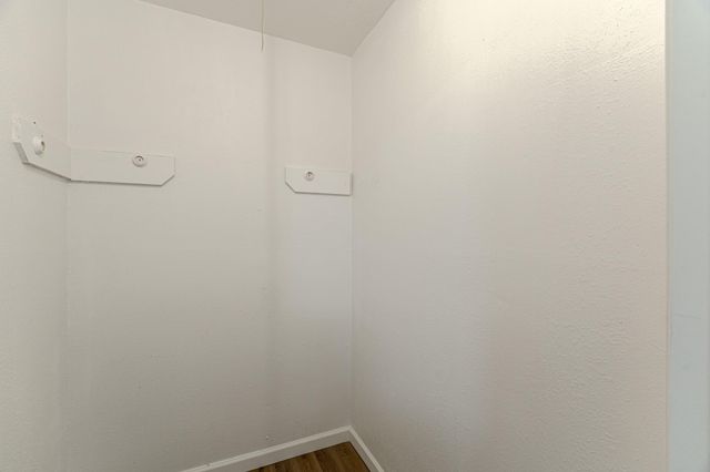 9214 Woodland Oaks Drive, Houston, TX 77040