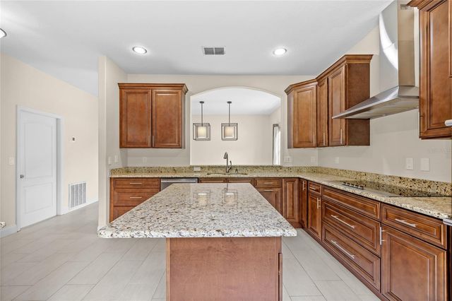 1557 BLACKWOOD AVENUE, Gotha, FL 34734