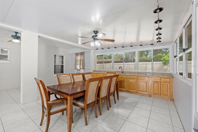 1557 BLACKWOOD AVENUE, Gotha, FL 34734