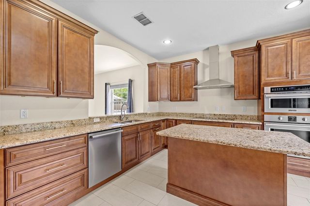 1557 BLACKWOOD AVENUE, Gotha, FL 34734