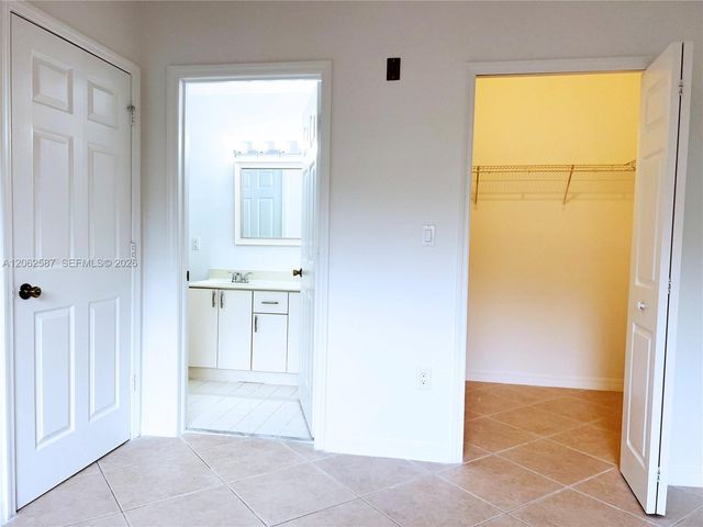 7085 Nova Drive 330, Davie, FL 33317