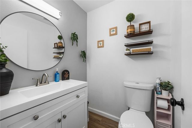 3010 Bradford D, Santa Ana, CA 92707