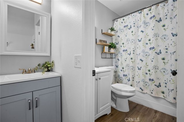 3010 Bradford D, Santa Ana, CA 92707