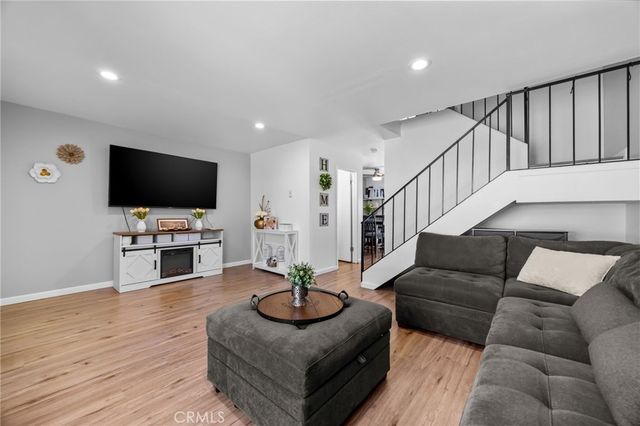 3010 Bradford D, Santa Ana, CA 92707