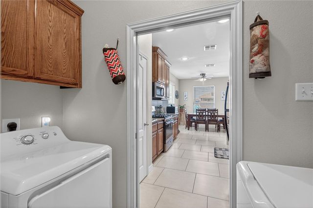 7506 QUARTZ Dr, Corpus Christi, TX 78414