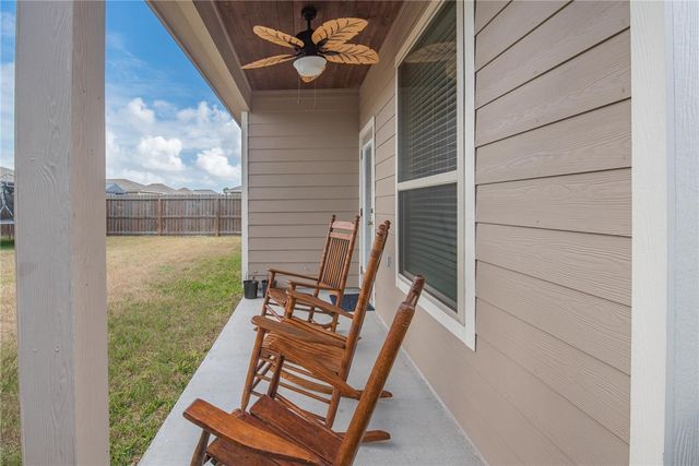 7506 QUARTZ Dr, Corpus Christi, TX 78414