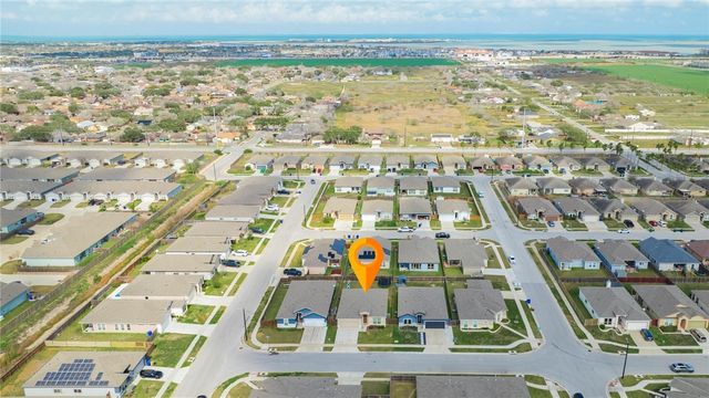 7506 QUARTZ Dr, Corpus Christi, TX 78414