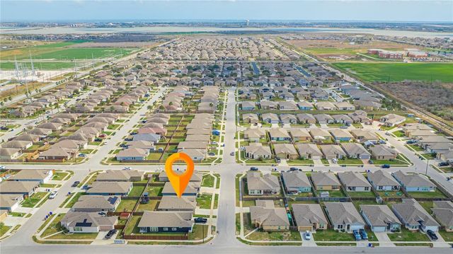 7506 QUARTZ Dr, Corpus Christi, TX 78414