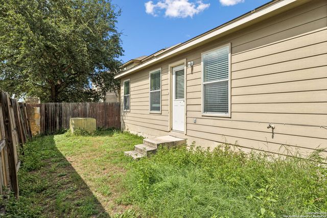 3507 ALONZO FLDS, Converse, TX 78109