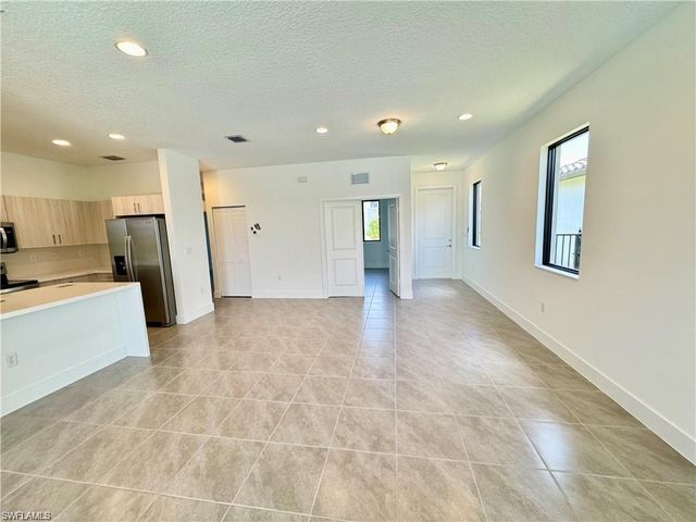 5116 Isidora LN, Immokalee, FL 34142