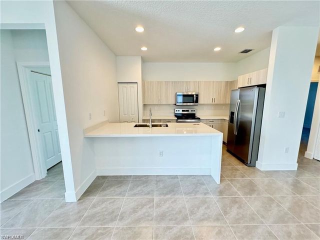 5116 Isidora LN, Immokalee, FL 34142