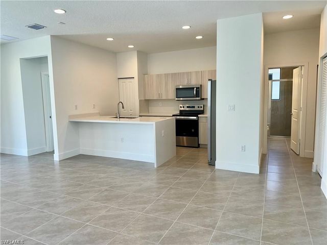 5116 Isidora LN, Immokalee, FL 34142