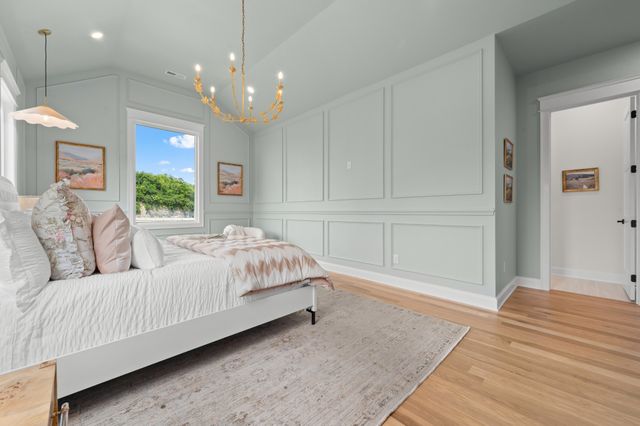 521 31st Ave, N, Nashville, TN 37209