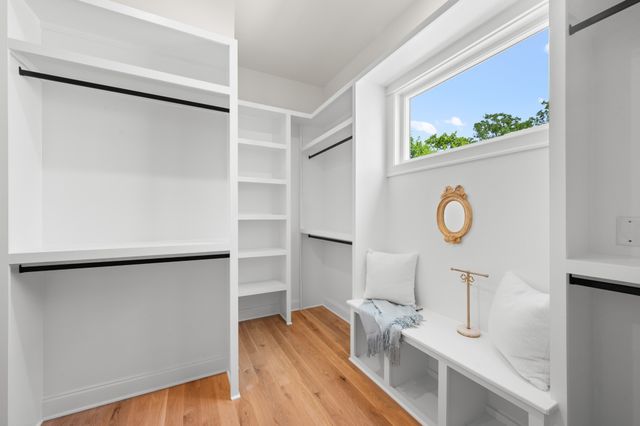 521 31st Ave, N, Nashville, TN 37209