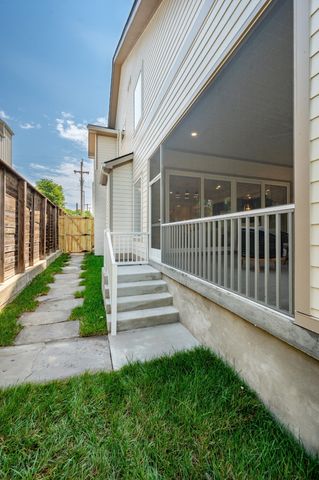 521 31st Ave, N, Nashville, TN 37209